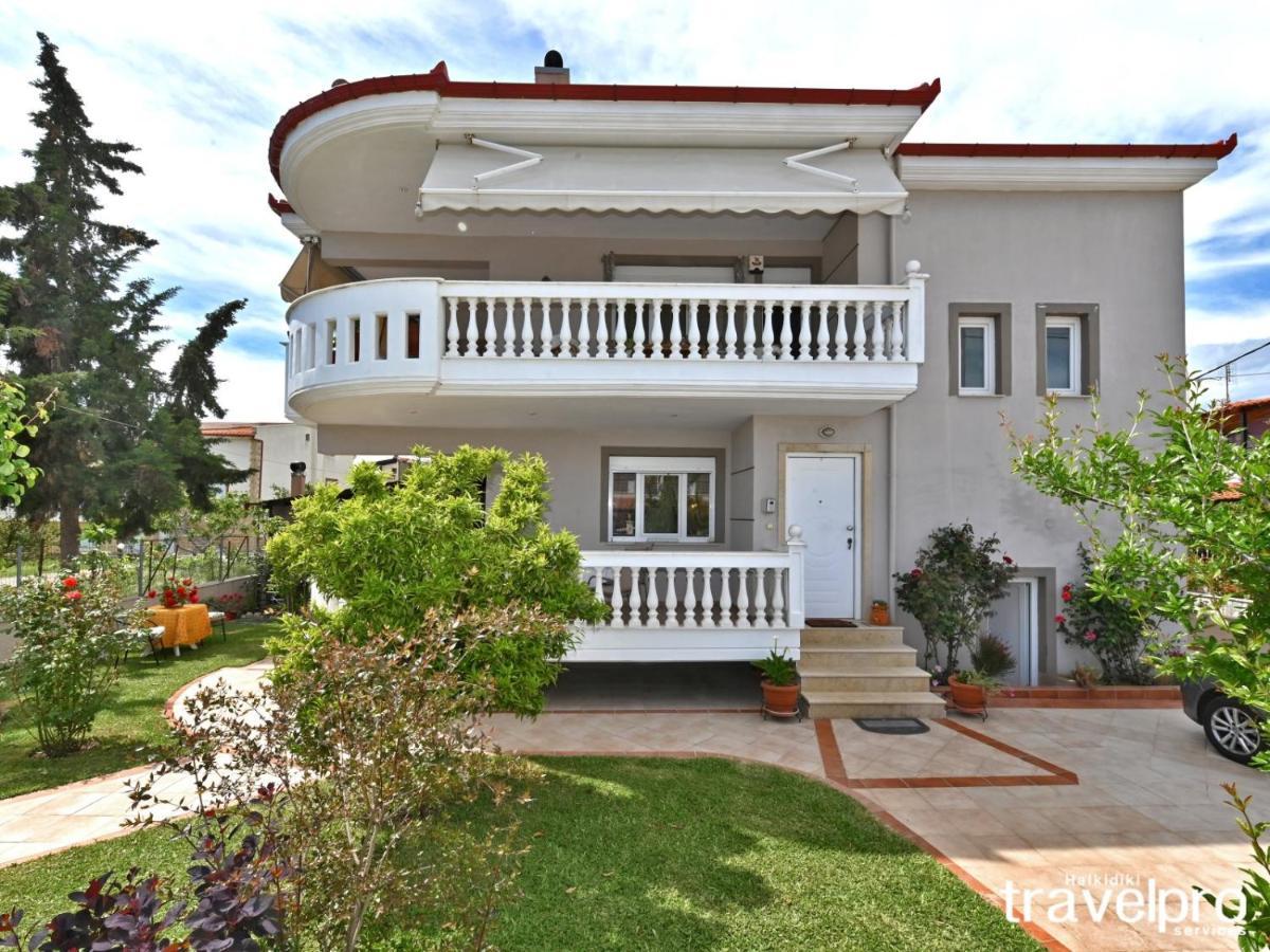 Villa Vangelis Nea Plagia Exterior photo