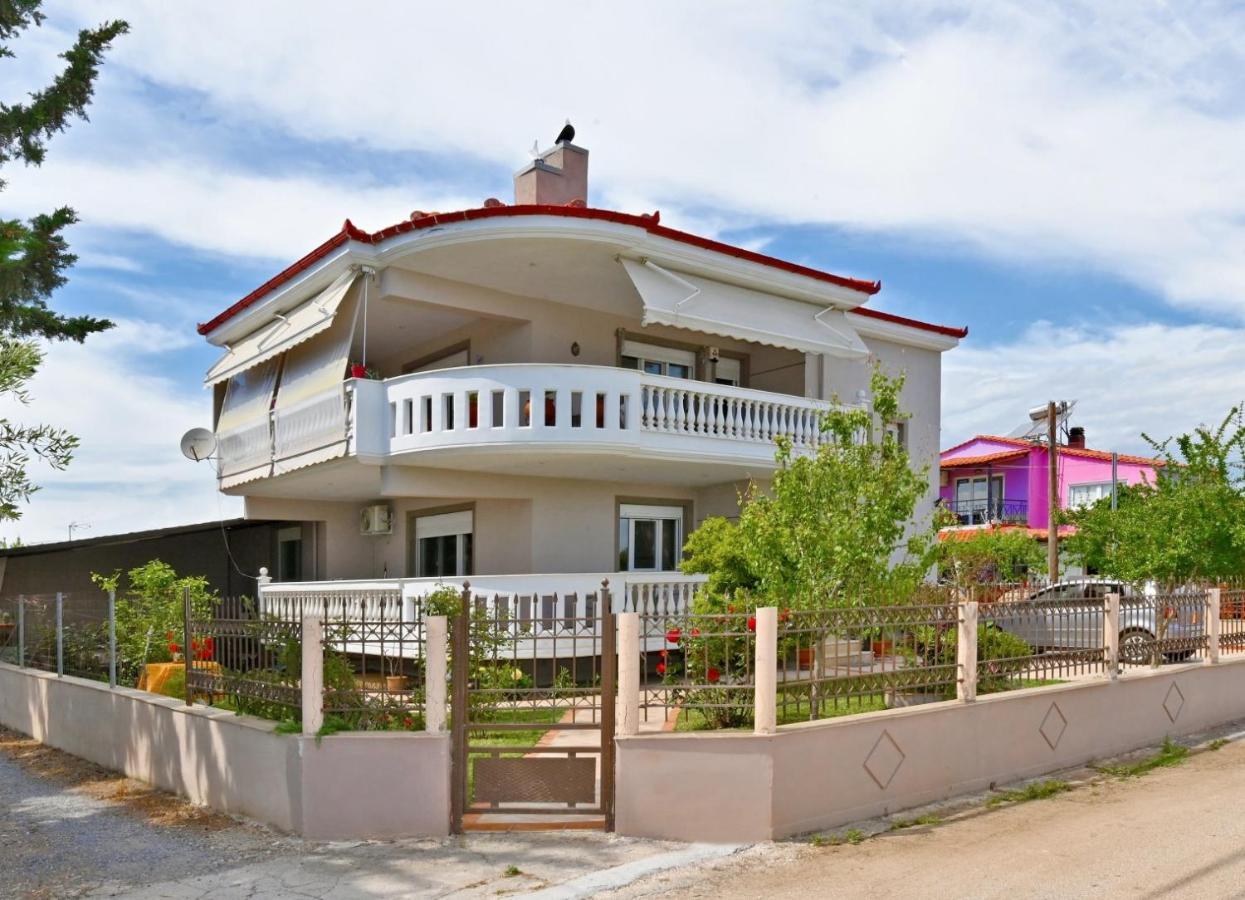 Villa Vangelis Nea Plagia Exterior photo
